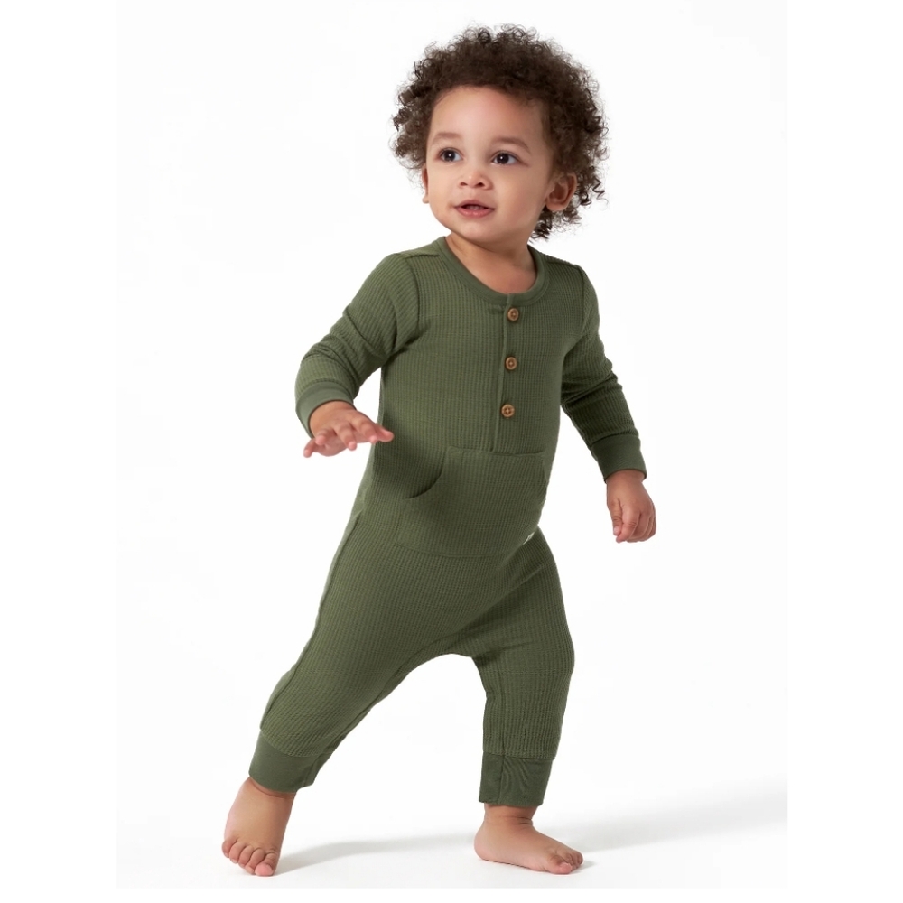 NWOT Modern Moments by Gerber Baby Boy Waffle Long Sleeve Romper Size 12 Months